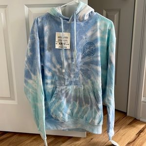 NWT Puppy love adult small sweatshirt hoodie